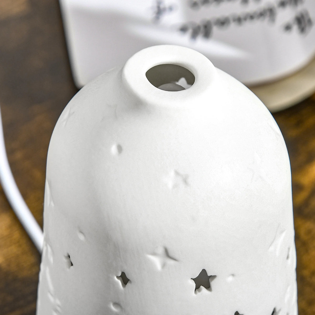 HOMCOM Ultrasonic Aromatherapy Diffuser With LED Lights