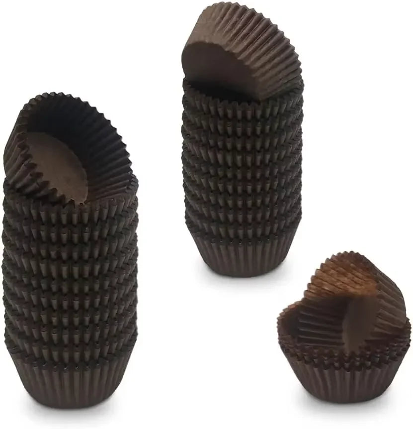 Food Grade Paper Baking Cups for Cupcakes Muffins and Cakes